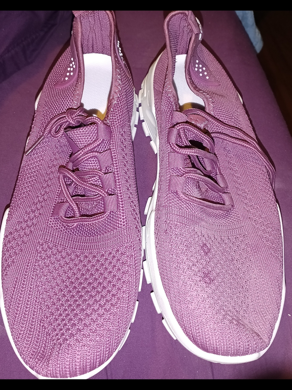 Fashionomics Mauve Knit Slip-On Sneakers with White Sole